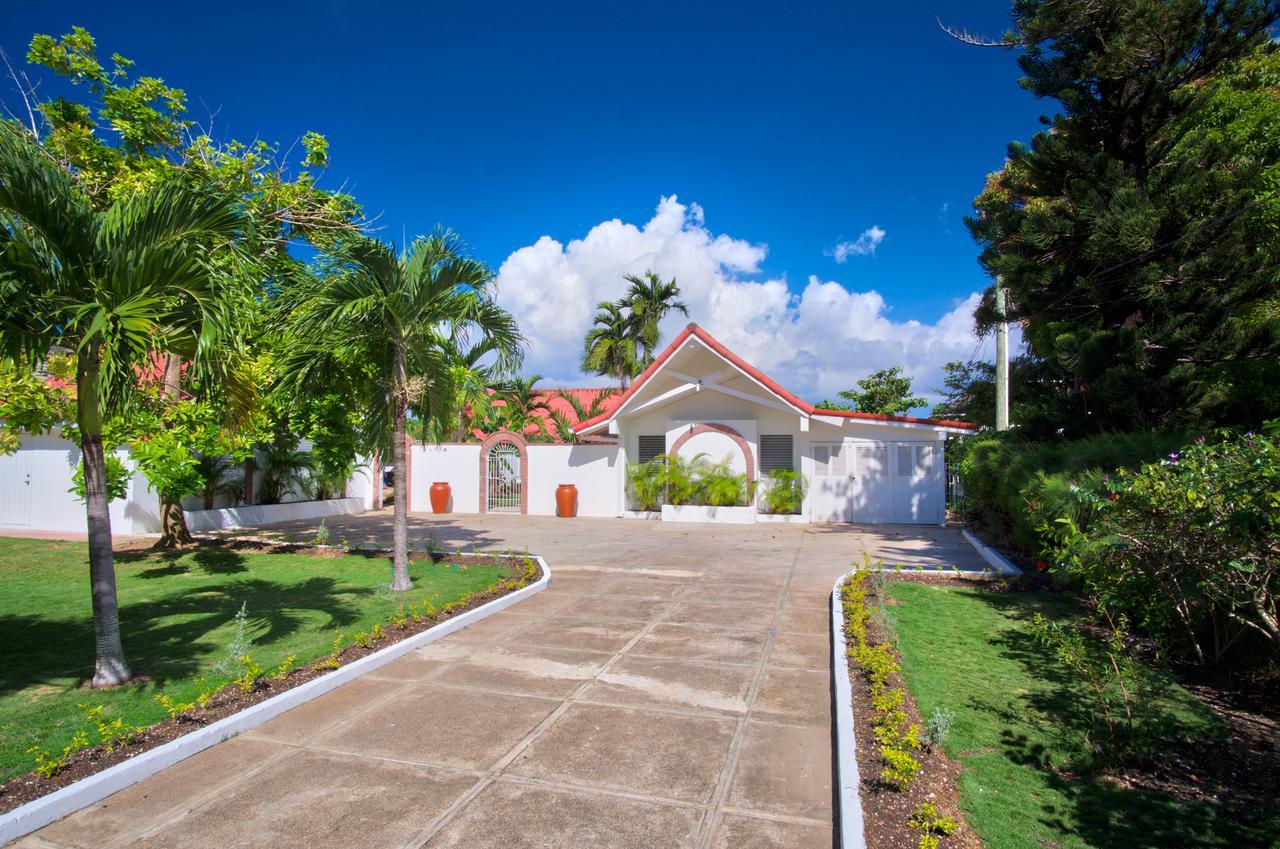 Sunspot Villa Рънауей Бей Екстериор снимка