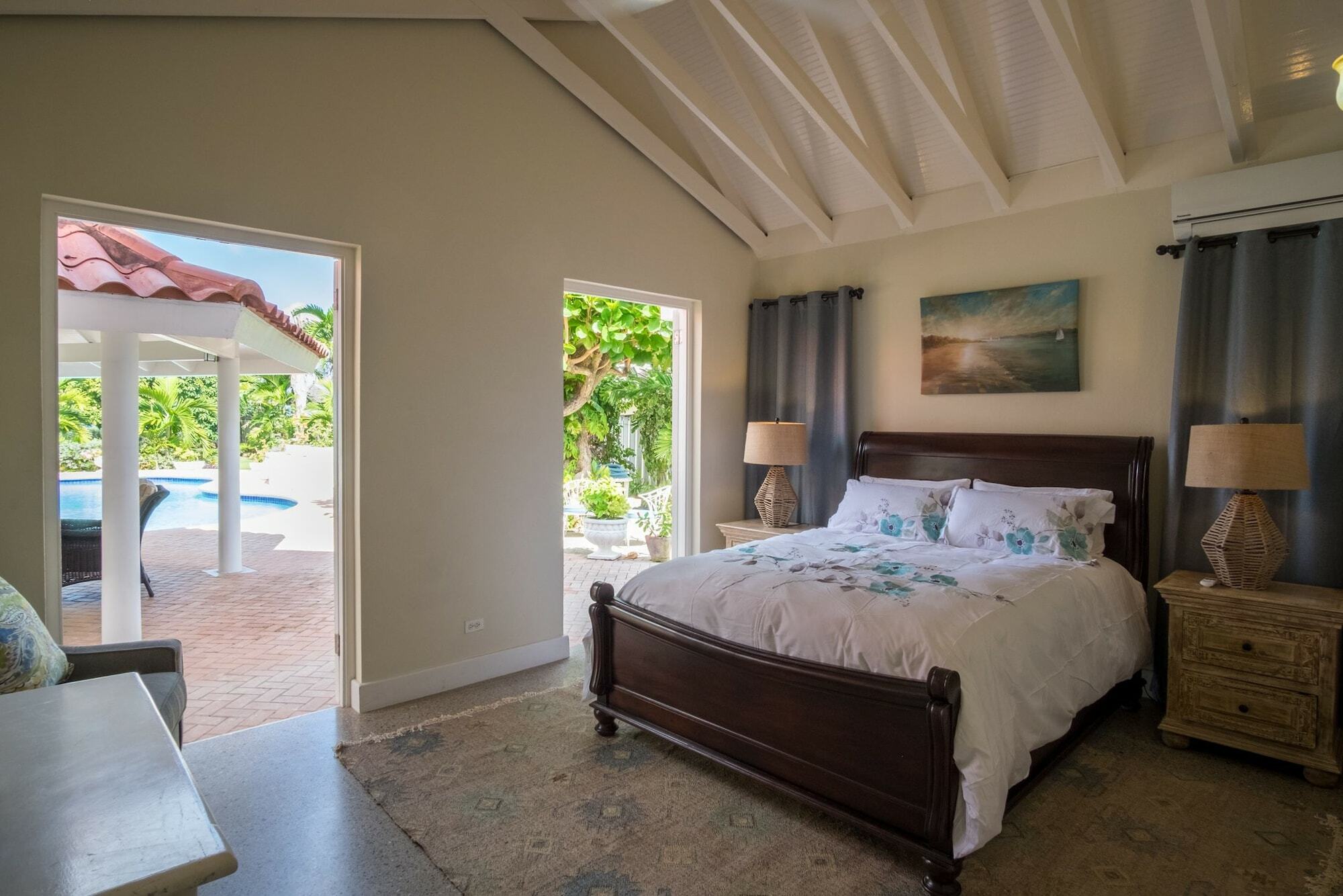 Sunspot Villa Рънауей Бей Екстериор снимка