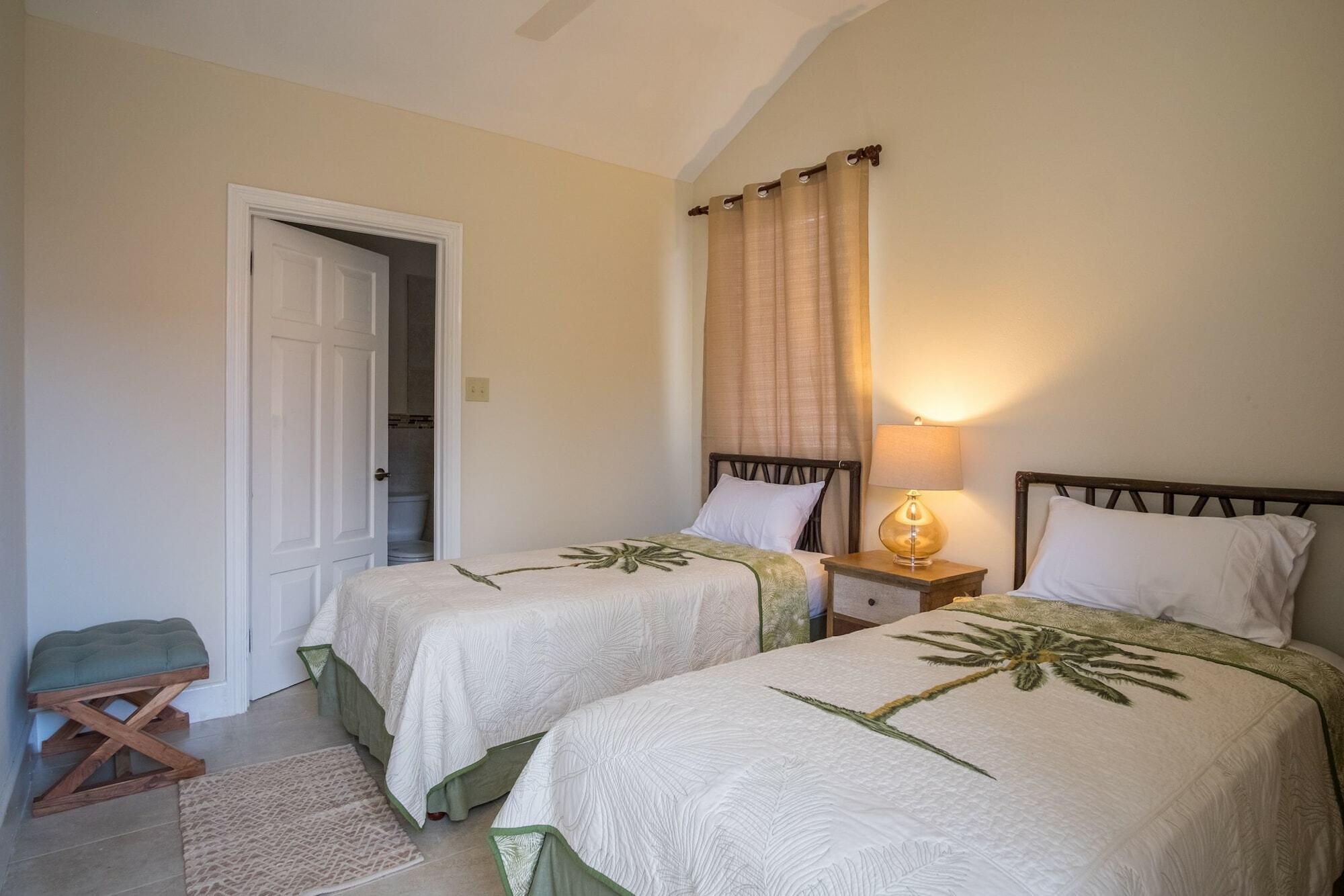 Sunspot Villa Рънауей Бей Екстериор снимка
